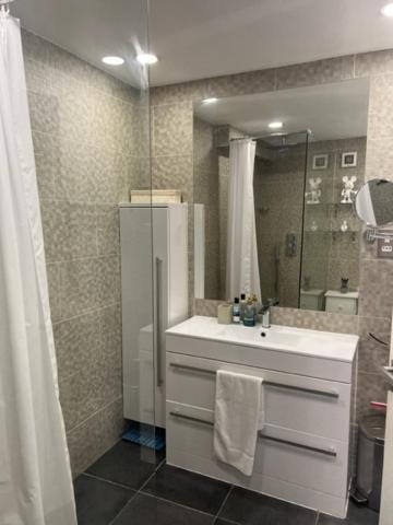 2 Bedroom Chelsea Apartment London Kültér fotó
